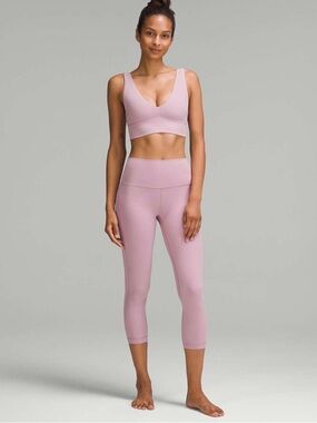 lululemon Align™ High-Rise Crop 23"
Rose Blush Size 6